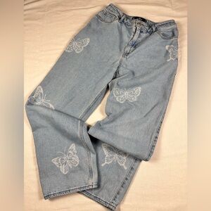 Hollister Butterfly Print Light Blue Jeans size 31 R (0014)